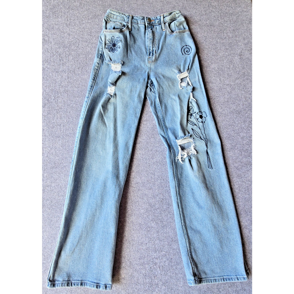 Hollister Ultra High-Rise Dad Jean Light Blue Distressed Hippy Size 3R (25.5x29)